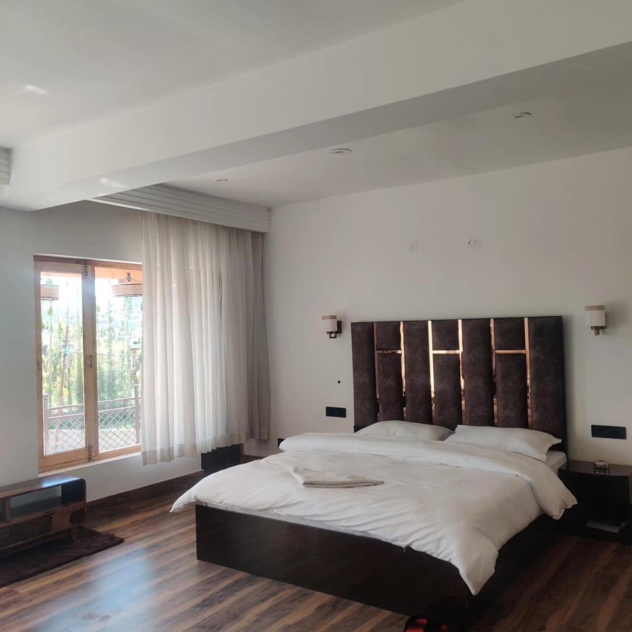 The Morning Sky Hotel Leh Exterior photo