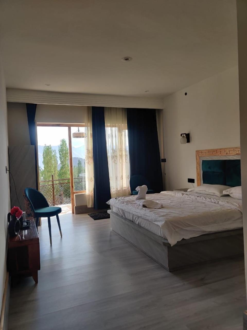 The Morning Sky Hotel Leh Exterior photo