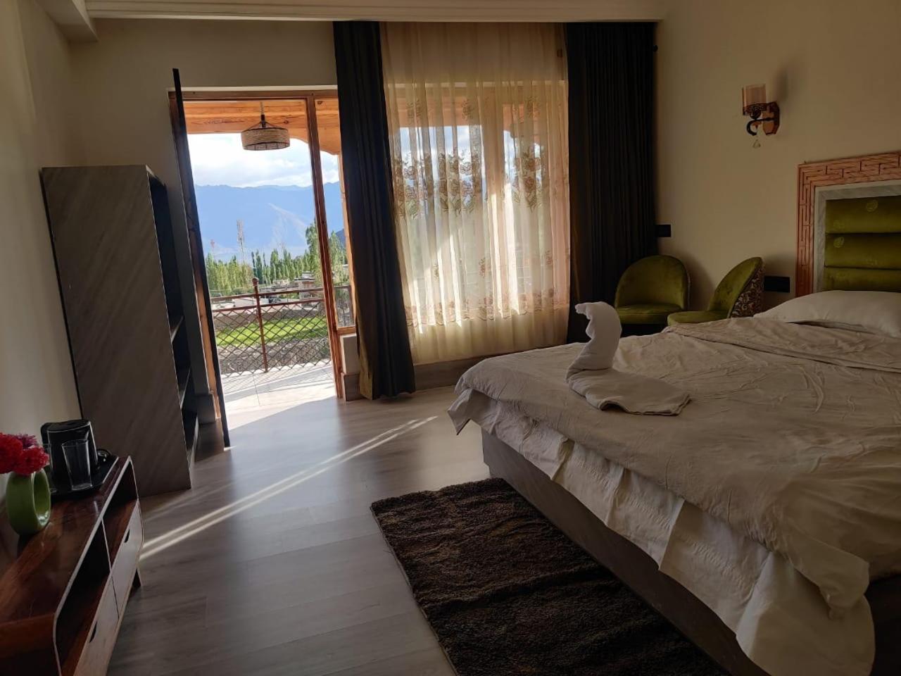 The Morning Sky Hotel Leh Exterior photo