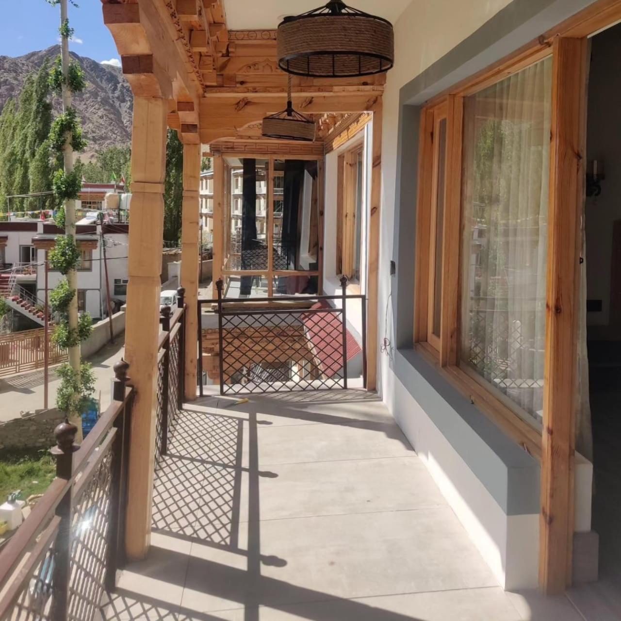 The Morning Sky Hotel Leh Exterior photo