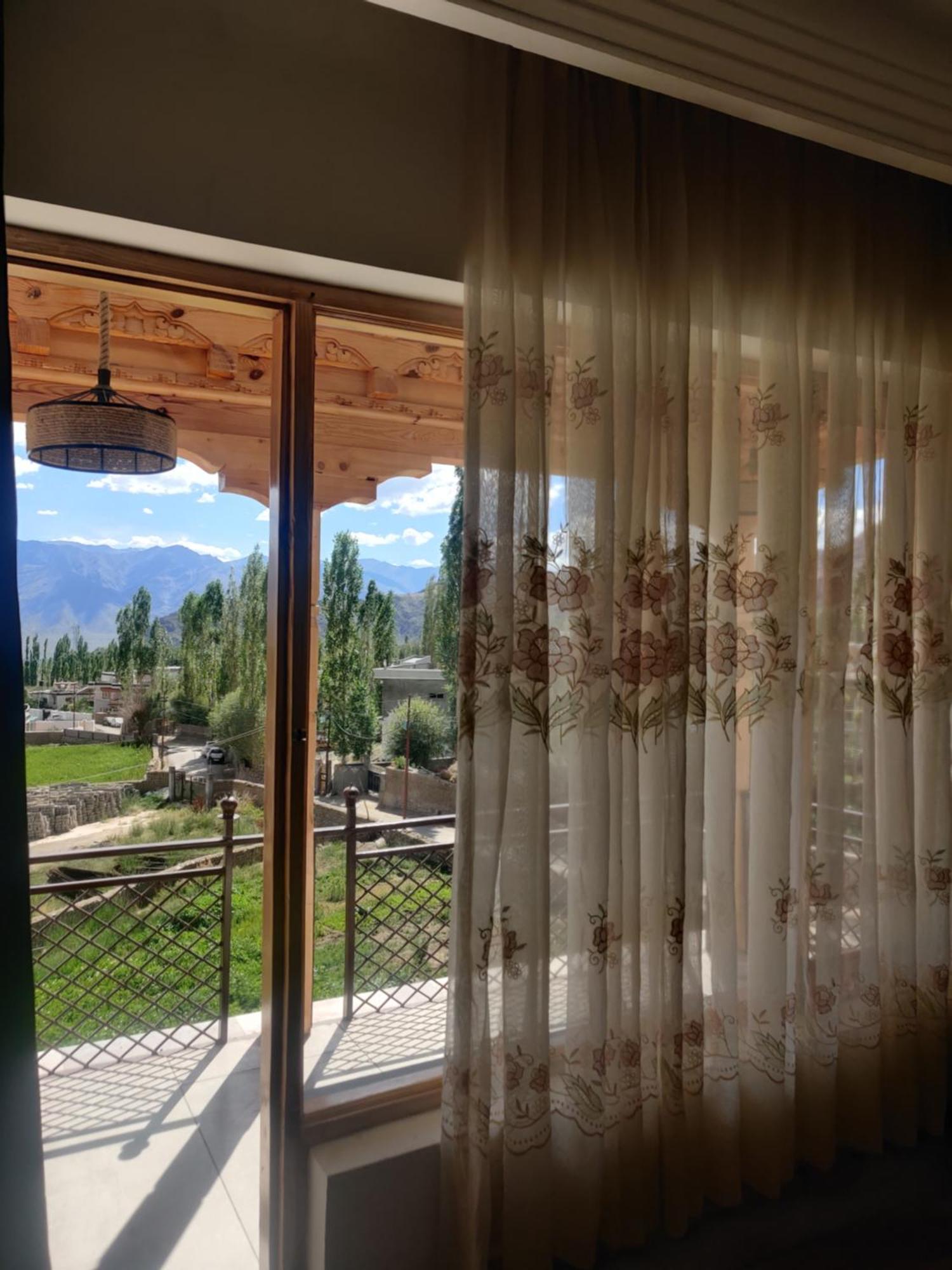 The Morning Sky Hotel Leh Exterior photo