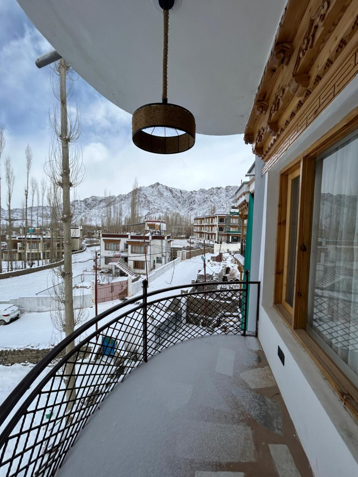 The Morning Sky Hotel Leh Exterior photo